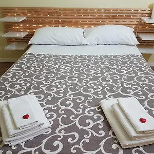 Rega House Oda ve Kahvaltı Napoli