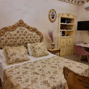 Benvenuti Al Sud Naples