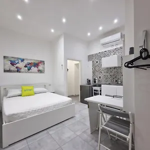 Centro Dante Naples