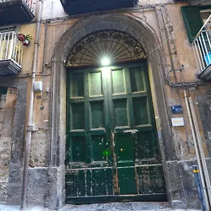 Palazzo Reale *