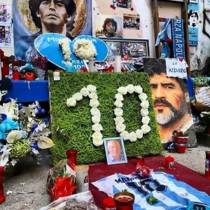 Casa Vacanza D10S quartieri spagnoli * Napoli