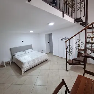Casa * Naples