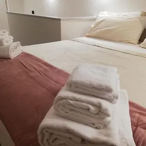 Le Di Rita Apartment Naples