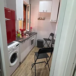 Miranda's House Apartment