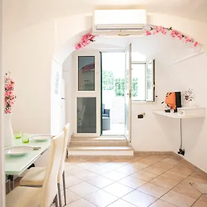 Al Piccolo Borgo Apartment Naples