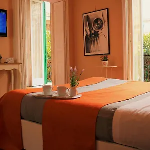Bed & Breakfast Amedeo Square 3*