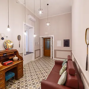 Le Chiavi Di Casa Naples