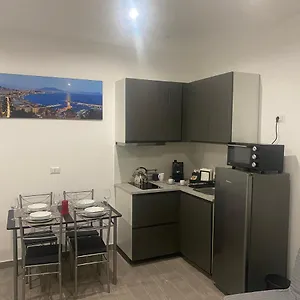 Apartment The Nest Of Via Toledo *