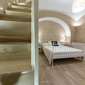 Macarth Modern Centro