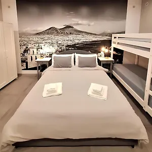 Casa E Bottega 43 Apartment Naples
