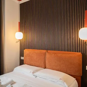 Ypnos Naples
