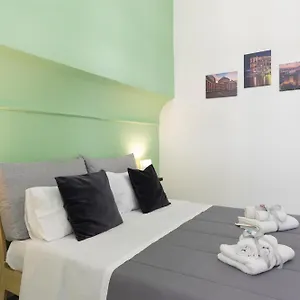Seventeen Apartment