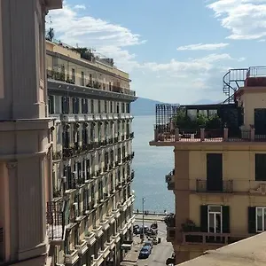 La Casa Di Megaride Apartment *