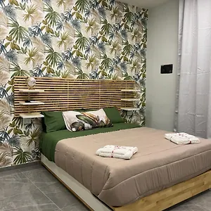 Napoli Centro-La Casa Di Salvatore Apartment Naples