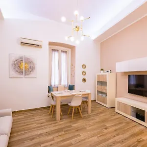 Appartement Piazza Carlo Iii By Wonderful Italy Napels