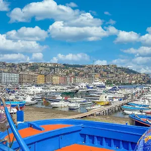 Beautiful In With Wifi * Naples