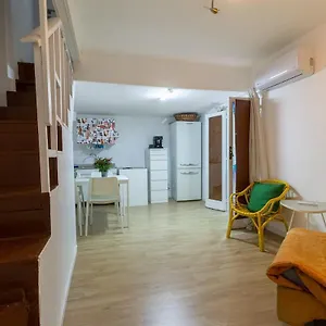 Apartment A' Casarell' E Lell' *