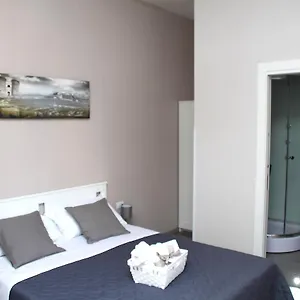 Bed & Breakfast Materdei 14 *