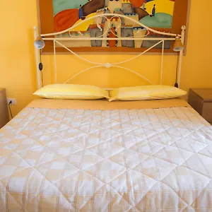Al Centro E Meglio Bed and Breakfast Νάπολη
