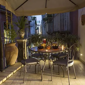 Casa Latina Bed & Breakfast 3*
