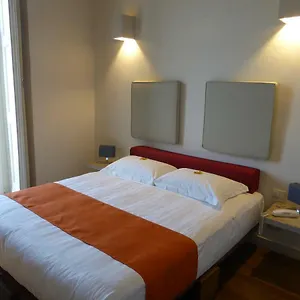 Micalò Art Affittacamere 4*