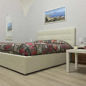 Apartment Spaccanapoli Naples