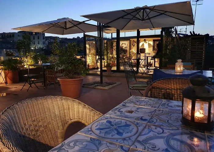 foto di The Spanish Palace, Suites, Rooms, Apartments & Terraces Napoli