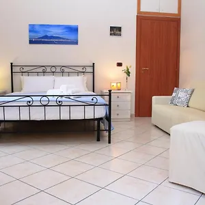 Bed and breakfast Mitilini Station *