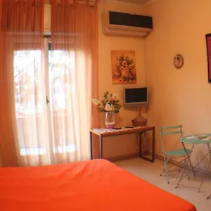 Casa Riccardi Oda ve Kahvaltı Napoli