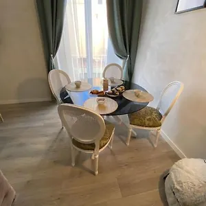 Venustasnapoli Nápoles