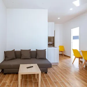 Aparthotel House - In *