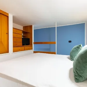Mezzanine Studio In Mergellina By Wonderful Italy Apartment