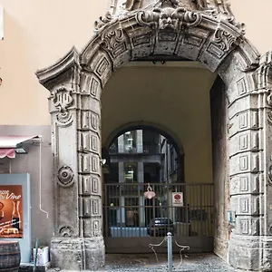 Royal Arthouse Luxury - Palazzo Caracciolo D'arena Apartment Naples
