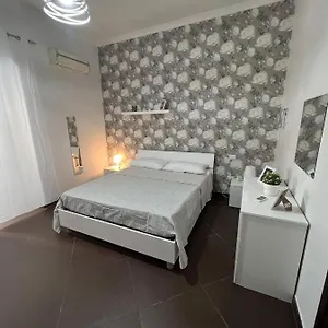 Maruzzella Apartment *
