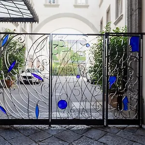 Palazzo Firrao, Apartment Naples