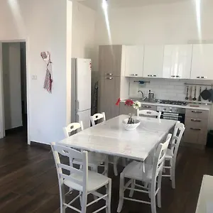 Partenope 120 Mq Apartamento Nápoles