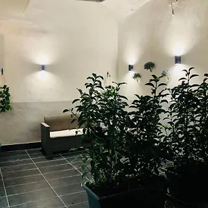 Amonia House Apartamento *