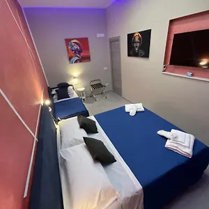 Piccololucio2 Nápoles