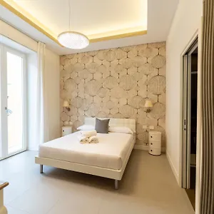 Apartment Via Concezione A Montecalvario 19 *