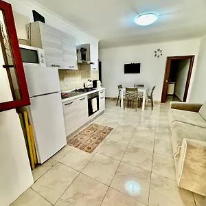 Apartment Casa Mayra *