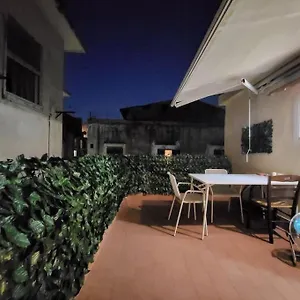 Διαμέρισμα Santa Chiara Attic , 4 Floor No Elevator Νάπολη