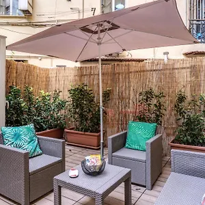 Nibla's Guest house Naples