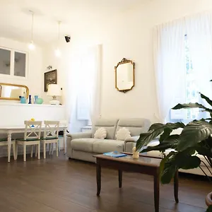 Vomerwood Loft - Luxe And Spacious House In Vomero 나폴리
