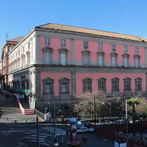 Isabel A Cavour *