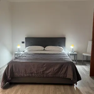 Apartment La Dimora Botanik Naples