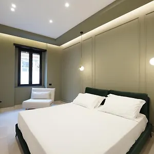Myto Relais Naples