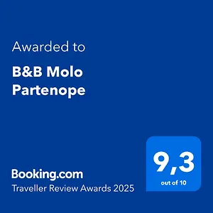 Molo Partenope * Nápoles