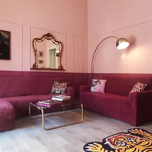 Maison Metro Mergellina * Naples