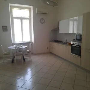 Ampio In Centro * Naples