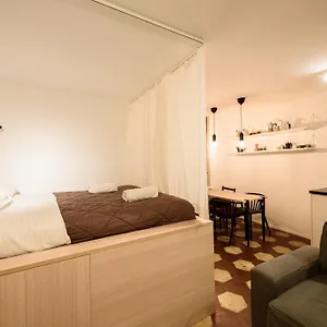 Vico Santa Luciella 20 Tatil Evi *